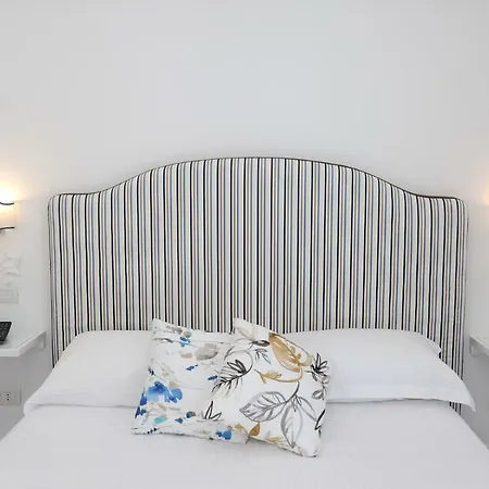 Bed & Breakfast Guarracino 2*