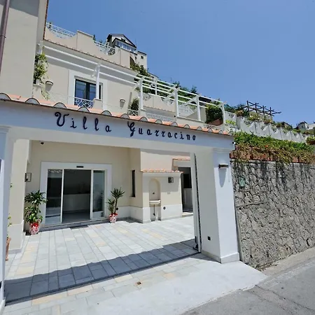 Oda ve Kahvaltı Guarracino 2*